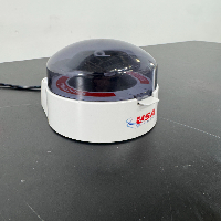 USA Scientific Micro Centrifuge image 0
